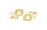 Brass Daisy Charm, 10 Raw Brass Flower Charms With 1 Loop, Brass Flowers (34x19x0.60mm) A4693