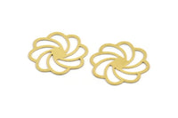 Brass Flower Charm, 10 Raw Brass Flower Charms, Charm Pendants, Connector Findings (28x26x0.60mm) A4884