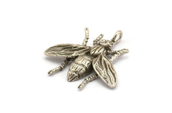 Silver Bug Pendant, 2 Antique Silver Plated Brass Bug Fly Insect Charm With 1 Hole, Pendant (27x26x4mm) U134