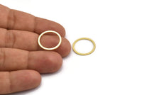 18mm Circle Connectors - 24 Raw Brass Circle Connectors (18x1.3x0.80mm) A6027