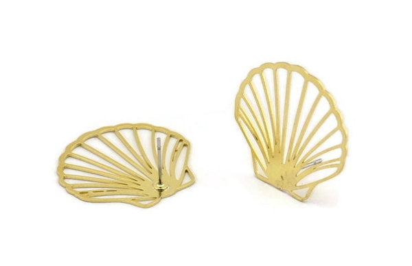 Brass Shell Earring, 4 Raw Brass Sea Shell Stud Earrings (28x26x0.60mm) A5994