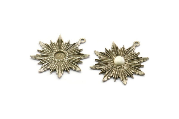 Silver Badge Charm, Antique Silver Plated Brass Rosette Charm Pendant With 1 Loop, Earrings - Pad Size 6mm (37x34mm) N0757