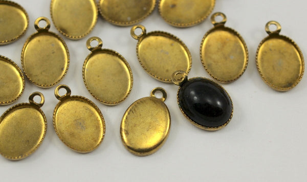10 Vintage Raw Brass Pendant Setting with 8x10 mm Cameo Base B-15