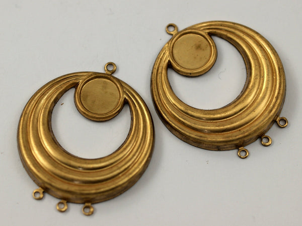 2 Vintage Raw Brass Pendant Setting With 9 Mm Cameo Base And 3 Loops