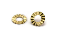 Brass Ring Earring, 6 Raw Brass Wavy Round Stud Earrings With 2 Holes (18x1mm) D892 A3779
