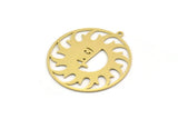 Brass Round Charm, 2 Raw Brass Sun Patterned Round Shaped Charms With 1 Loop, Charm Pendants (32x29x0.60mm) SMP0179