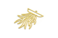 Brass Flower Charm, 4 Raw Brass Flower Shape Charms With 1 Loop, Charm Pendants (36x27x0.60mm) SMP0415