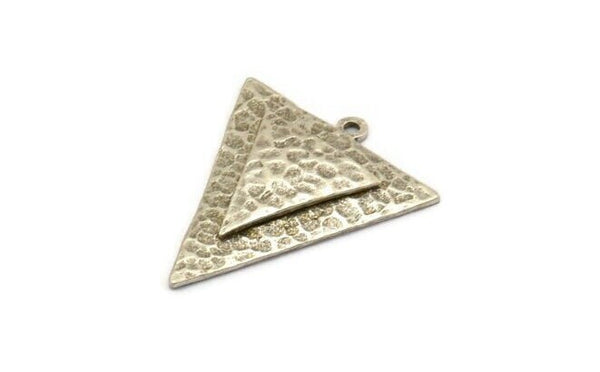 Gümüş Üçgen Charm, Antik Gümüş Kaplama Pirinç ve Ham Bakır Üçgen Charm, 1 Döngü, Bakır Charmlar (29x26x3mm) N2214