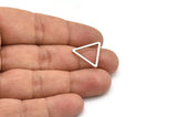 Gümüş Üçgen Charm - 12 Antik Gümüş Kaplama Pirinç Üçgen Charm (20x1,2 mm) D0109