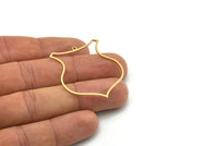 Brass Shield Charm, 4 Raw Brass Shield Charms With 1 Loop, Geometric Findings (40x35x0.80mm) SMP0800