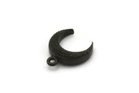 Black Moon Charm, 4 Oxidized Black Brass Textured Horn Charms With 1 Loop, Pendant, Jewelry Finding (12x4x4mm) N0306
