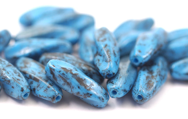 10 Vintage Glass Oval Wave Blue Beads  ( 18x6mm ) Cv26