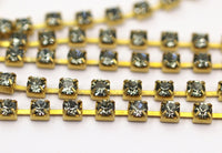 Vintage Sapphire Chain, 2 Feet Vintage Light Sapphire Crystal Rhinestone Chain With Brass Frame (2.9mm) - Made In Austria Au15   Z138